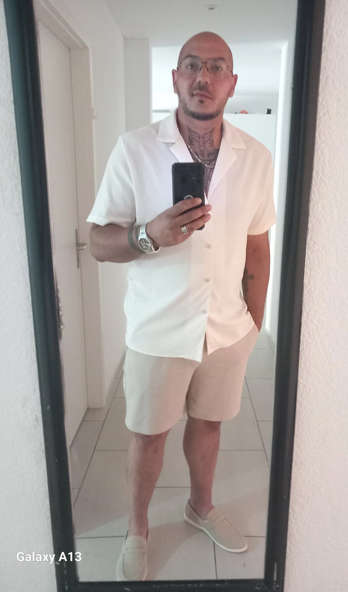 Beni...