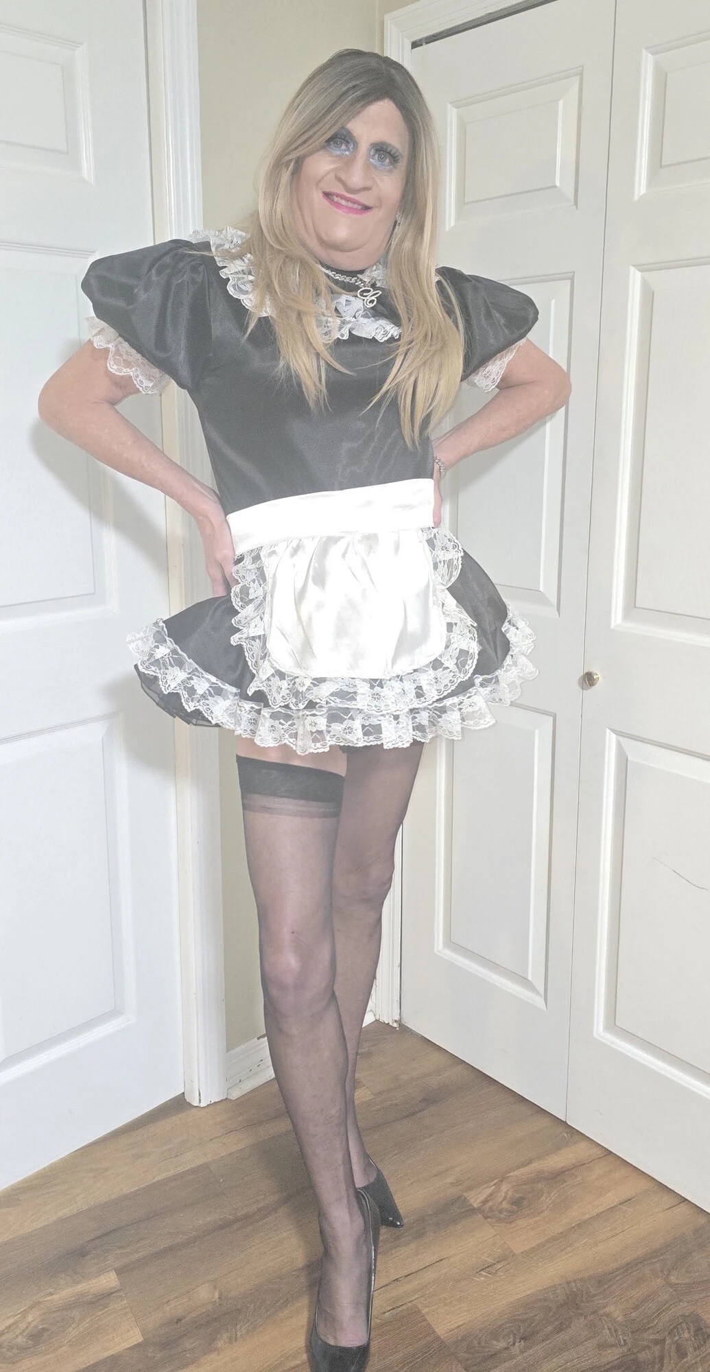 Hizmetçi elbiseleri