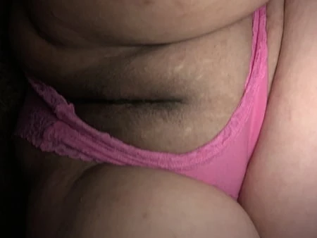 Seksi kıyafetlerle şirin hissediyorum