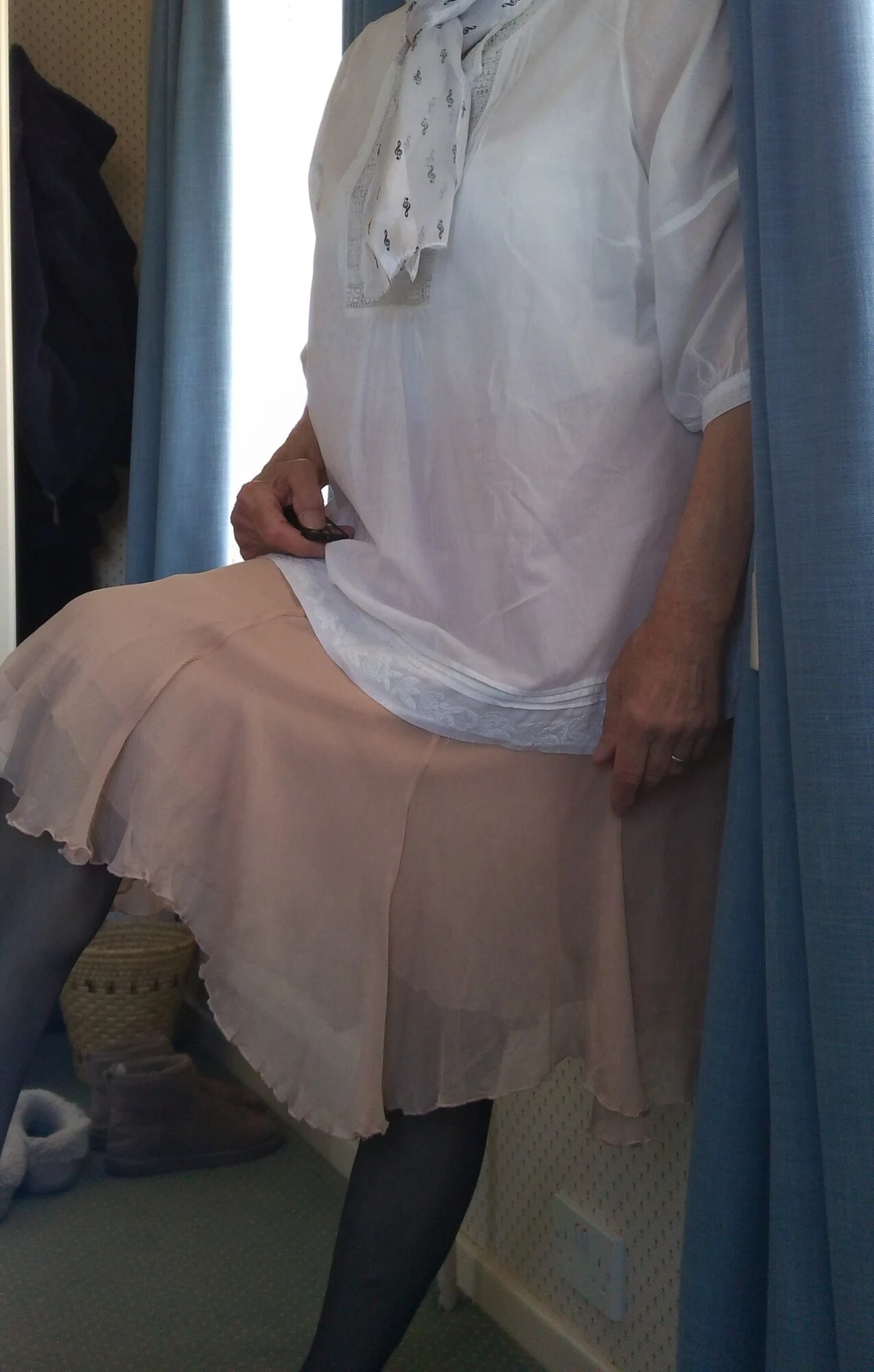 Yeni etek ve bluz