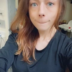 Cute, innocent, me💚