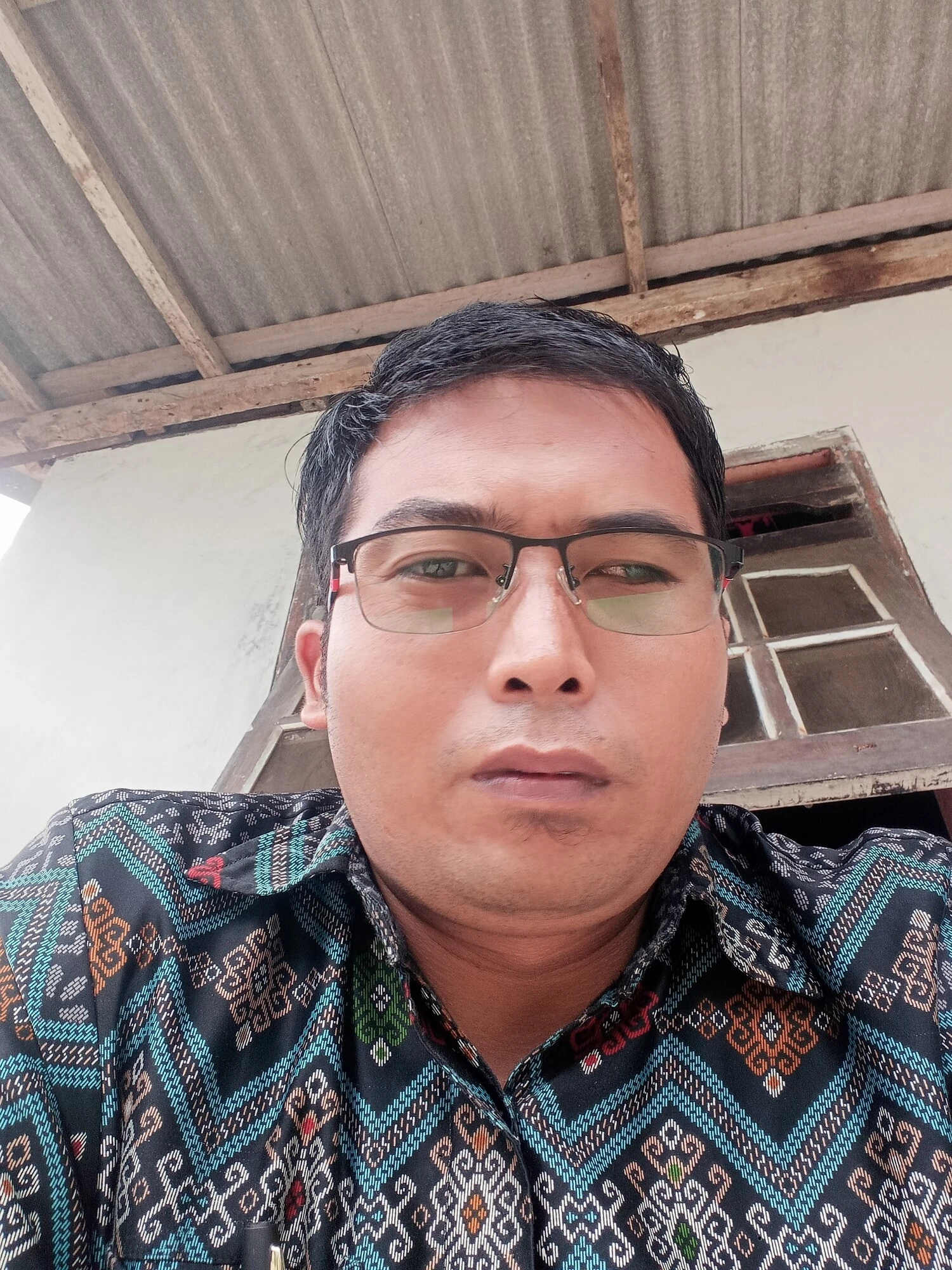 istri binek araba hamil