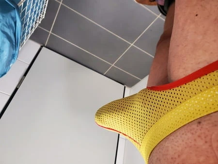 Sporcuların içinde azgın yarağım