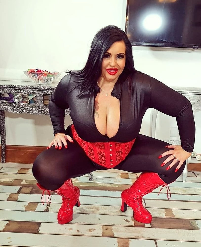 Evliliği yıkma tombul döl orospusu mature gilf