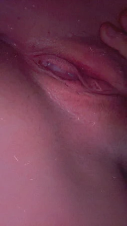 Amcığıma puan veriyor