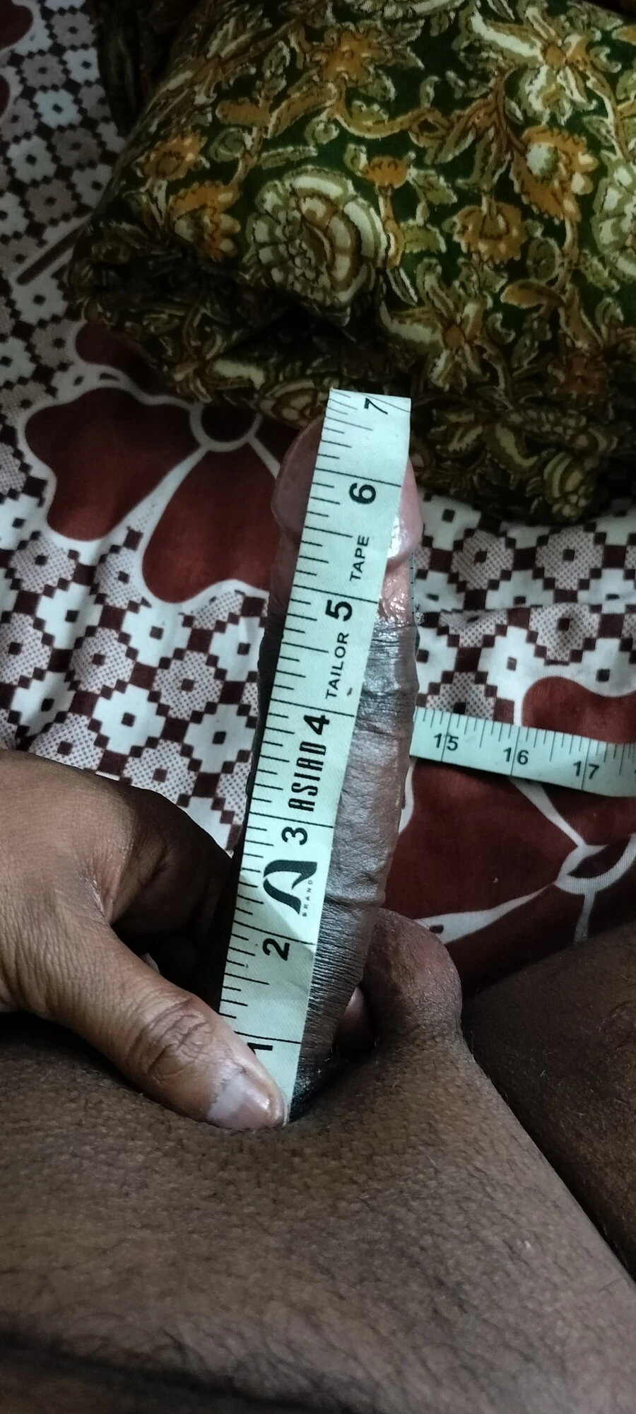 #Indian porno yıldızı Ravi'nin gerçek 7 inçlik uzun yarağı var