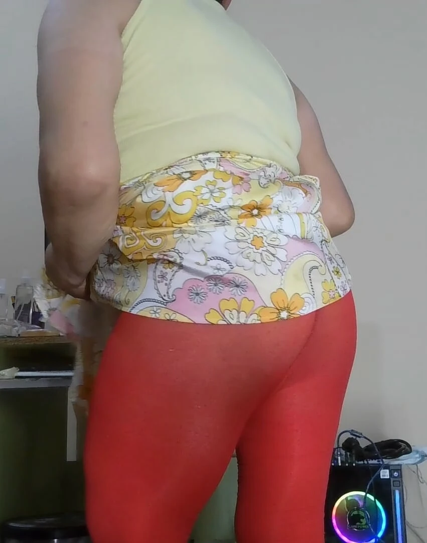 Kilotlu Corap Benim Travesti Kadin İştahken