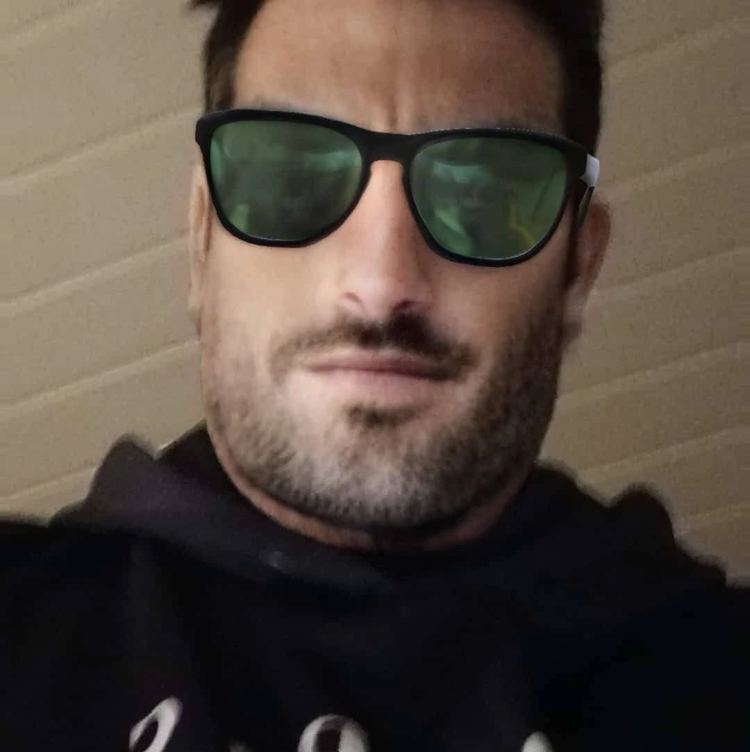 Mutlu noeller 