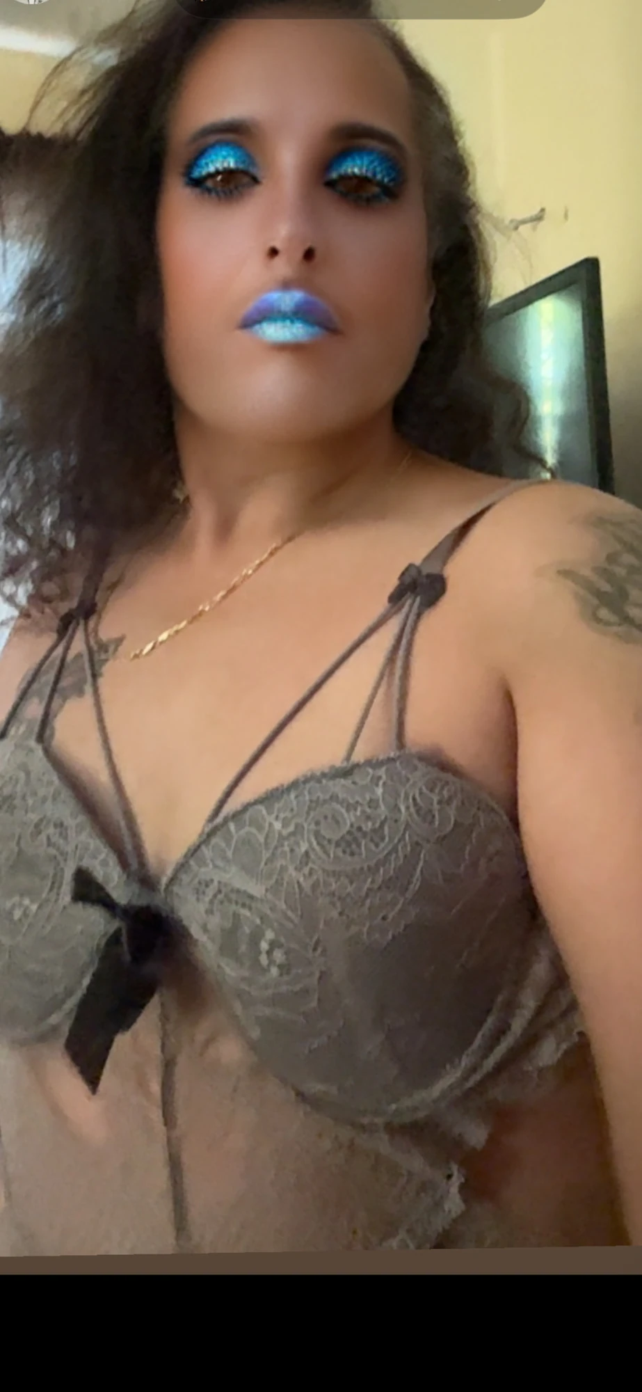 Seksi bebek gibi kız