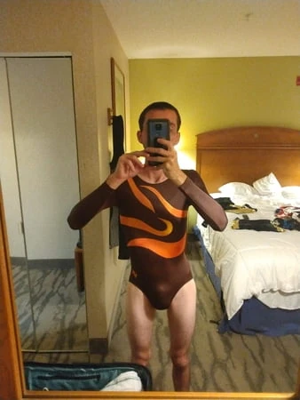 Kadın kılıklı travesti 