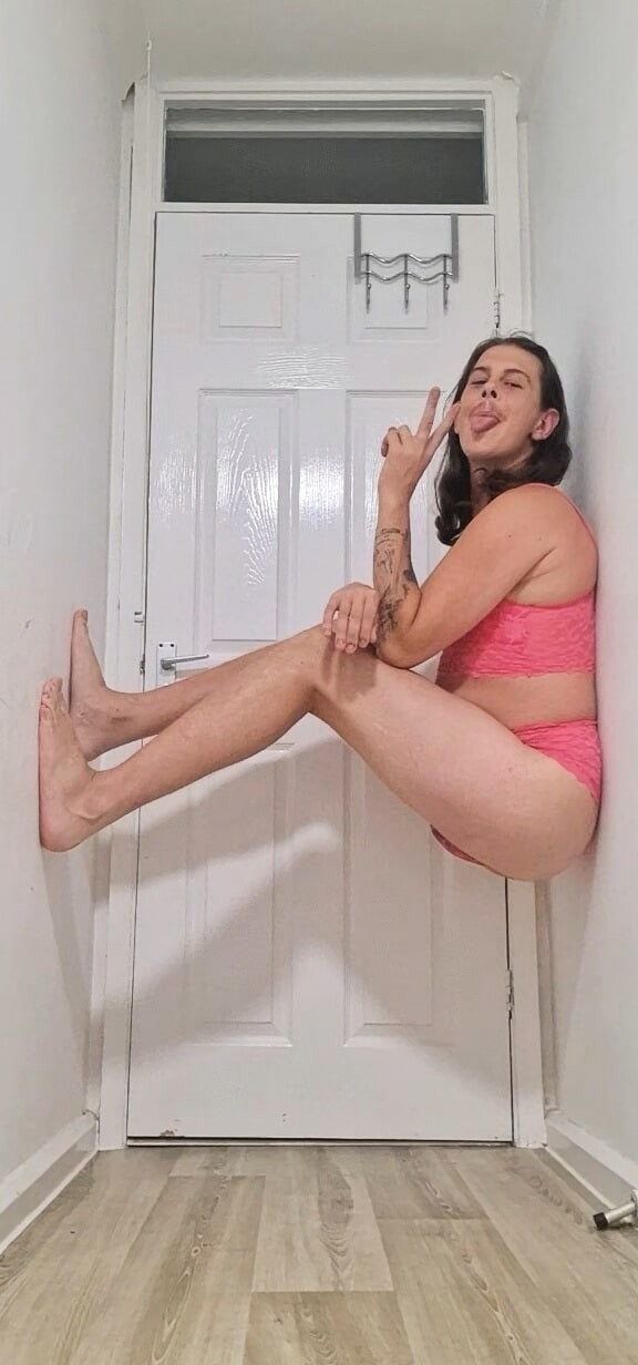 Amateur solo sexy bathroom pink lingerie photoshoot