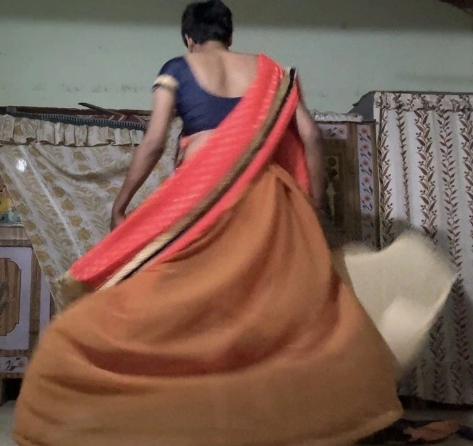 Ols desenli sari