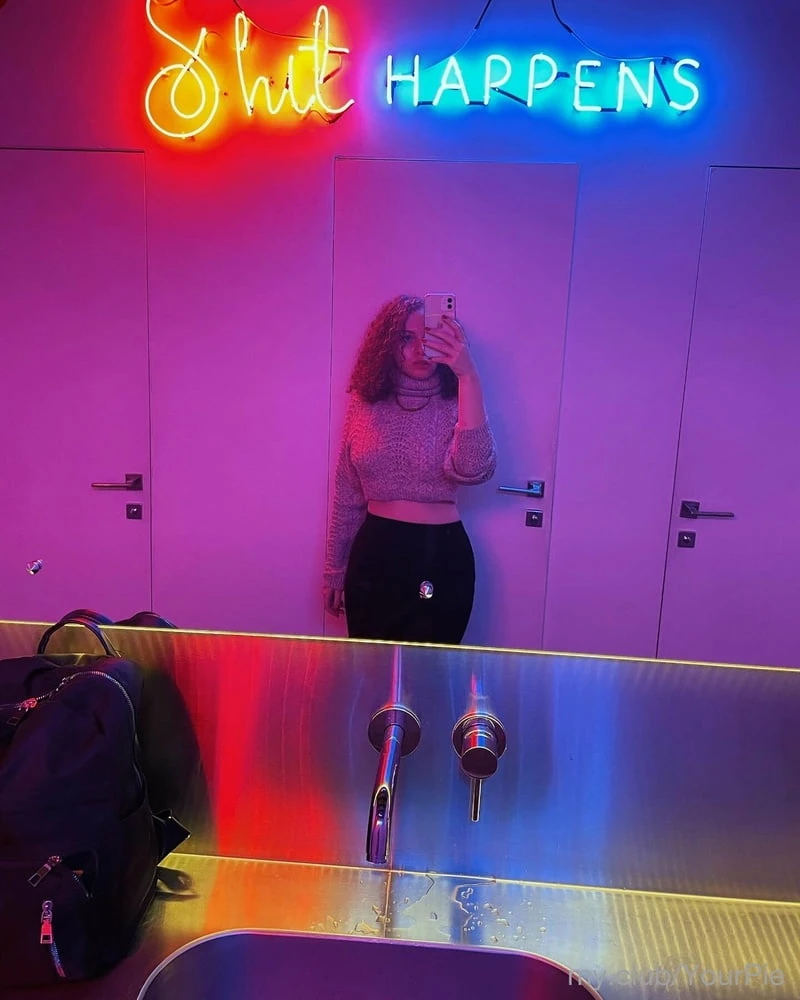 Free Ashley  Photos