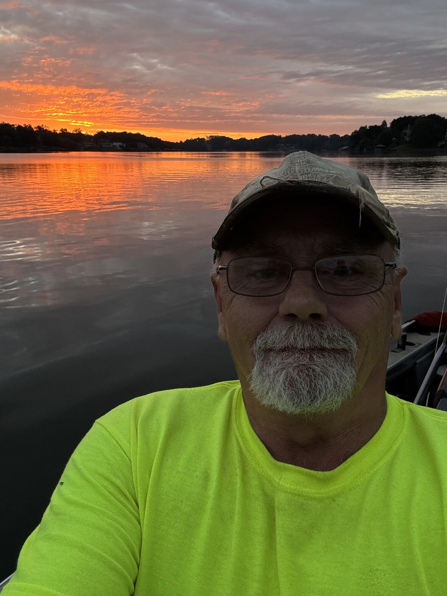 леви фотографии