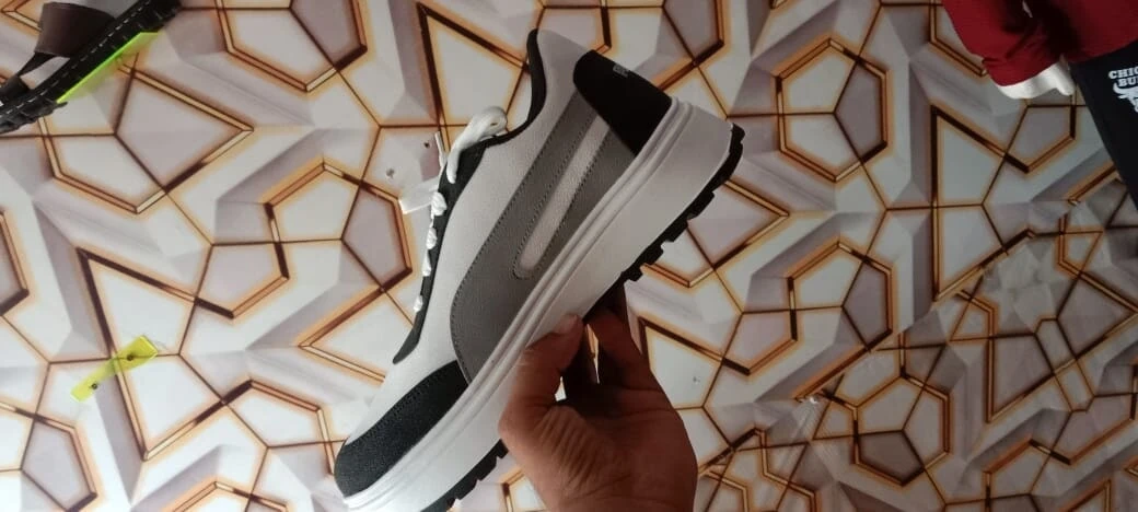 Мой симпатичный бойфренд вошел в меня внутрь