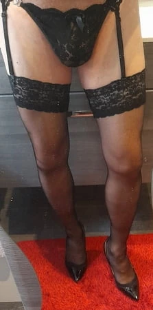 Sweetgirl in Strapsen