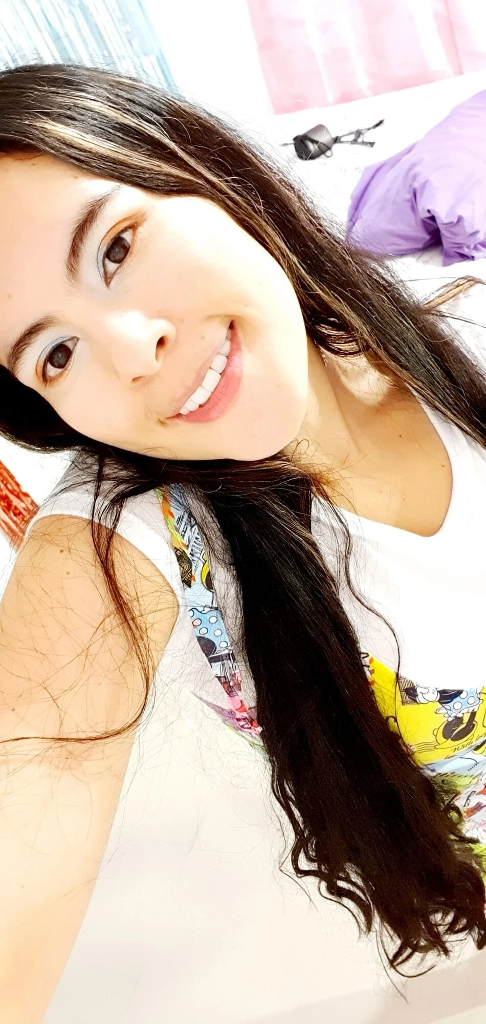 Halıdaki Ayakkabılar