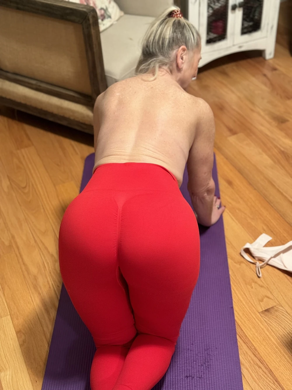 STEPMOM Dani D Mature PHOTO SERIES #59