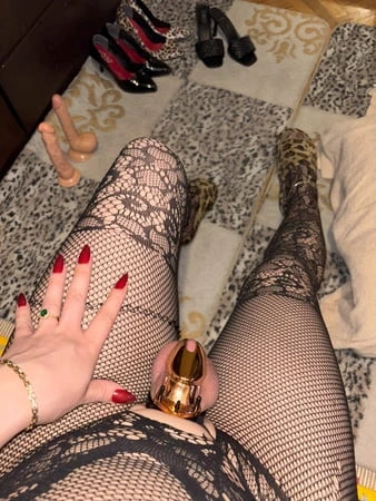 Merve rose bekaret kemeri bodystockings