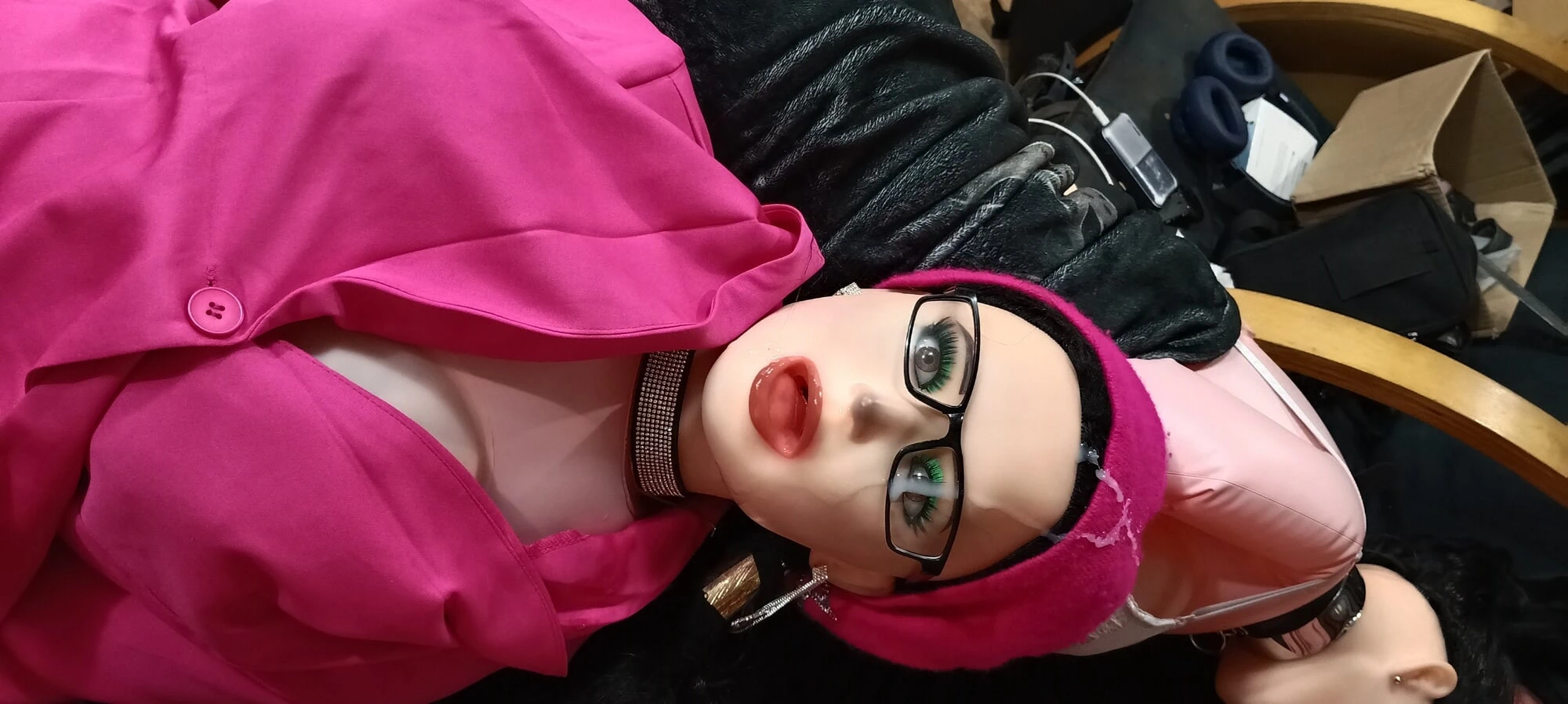 Pembe yüze boşalma