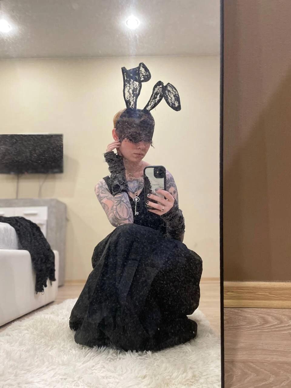 What outfit should we wear on our date? #2