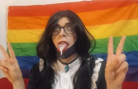 Princesstheo Sissy Maid Master'a itaat ediyor