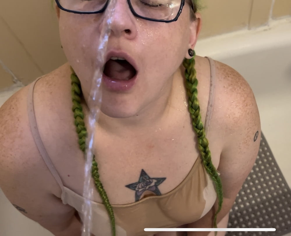 Slut Loves Piss!!!