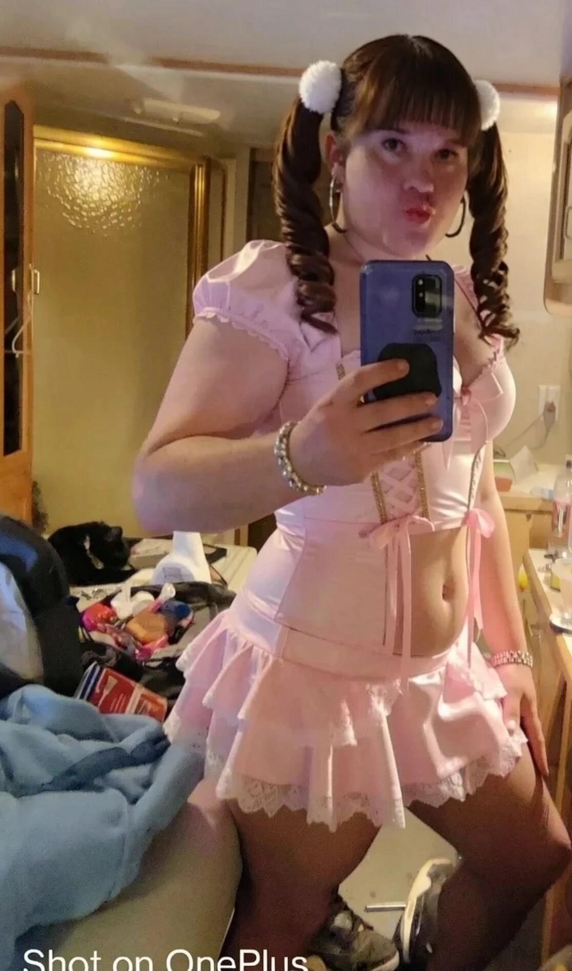 Kendini seksi hissediyor