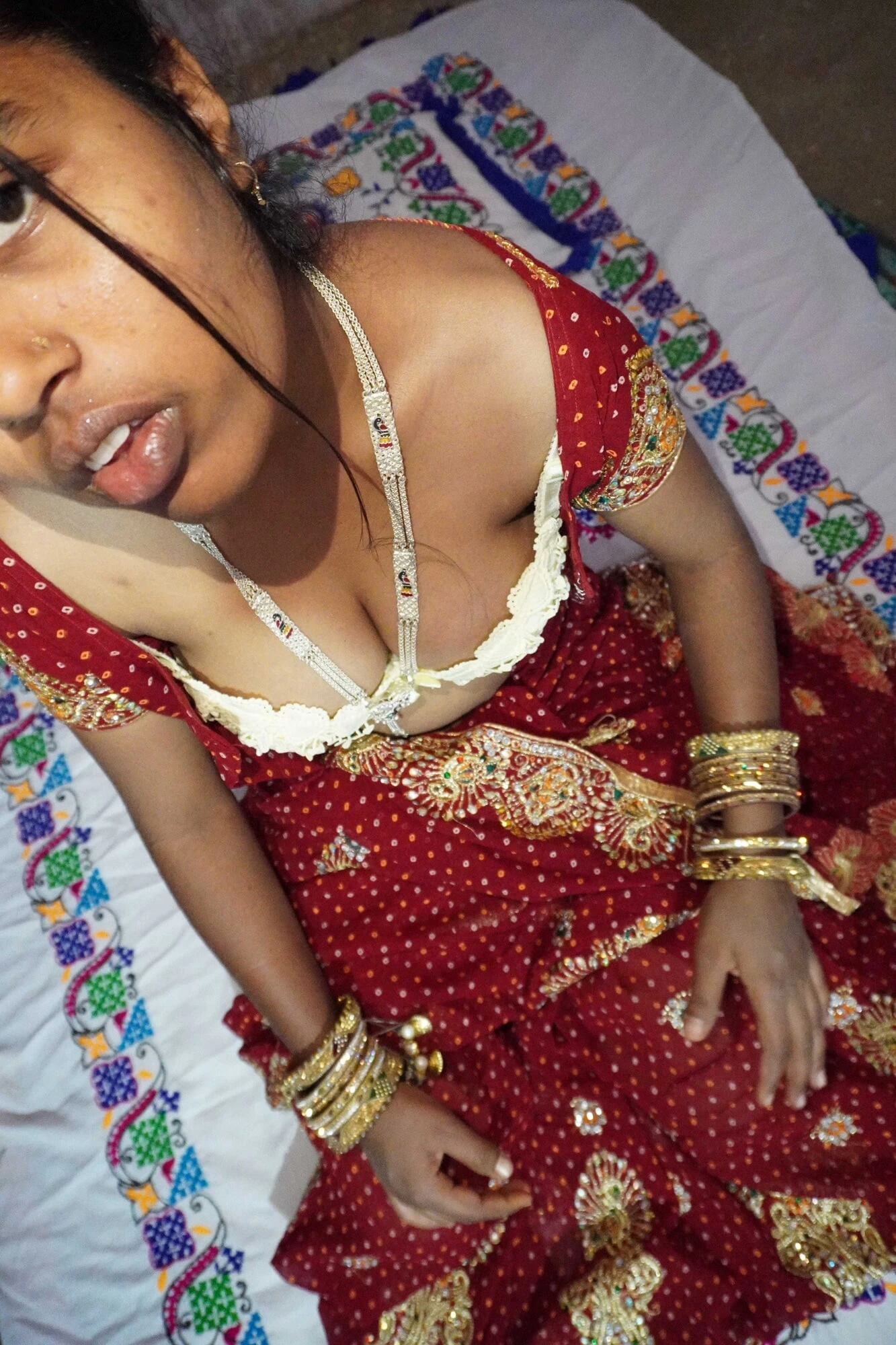 Meri gharwali ke sath land chusai ke maje le rahe hain tam 