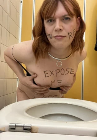 Sissy teşhirde