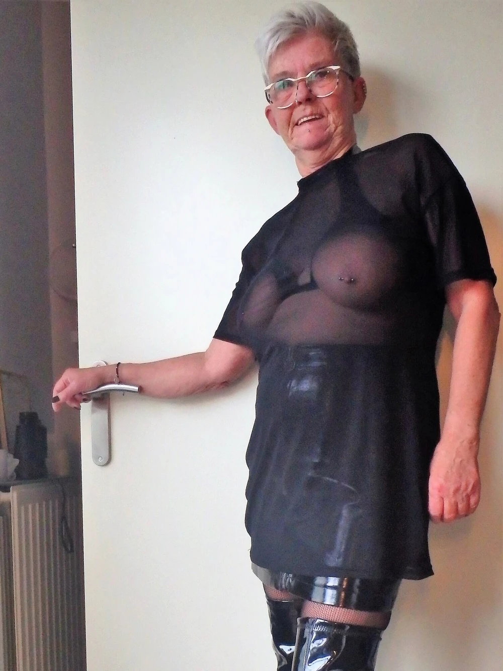 I like to show myself when i play #4