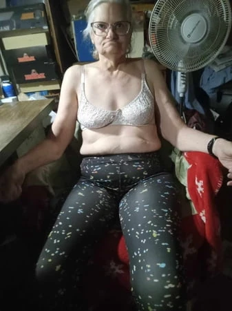 Taytlı leylak. (seksi. sıkı!)