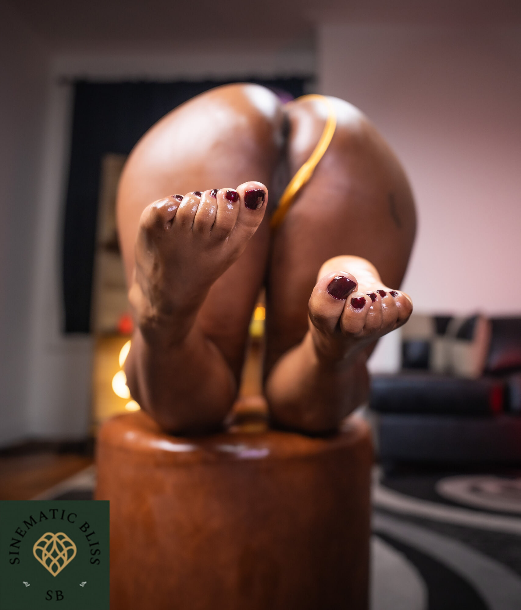 Seksi ayaklar ve güzel göt