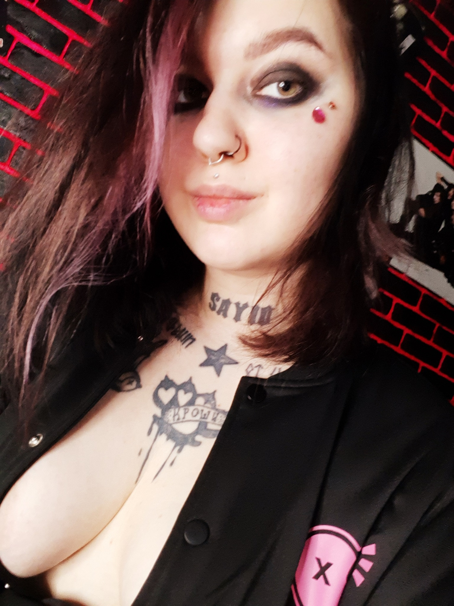 Emo çıplaklar