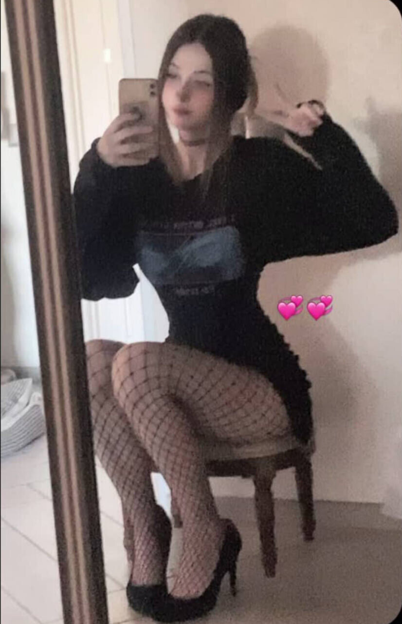 Free Lily Photos
