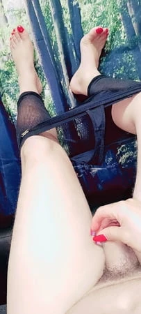 Sissy Küçük sik