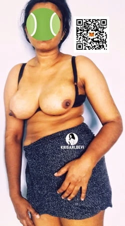 Hintli ünlü evli kadın