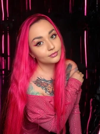 Yeni saç rengi - pembe