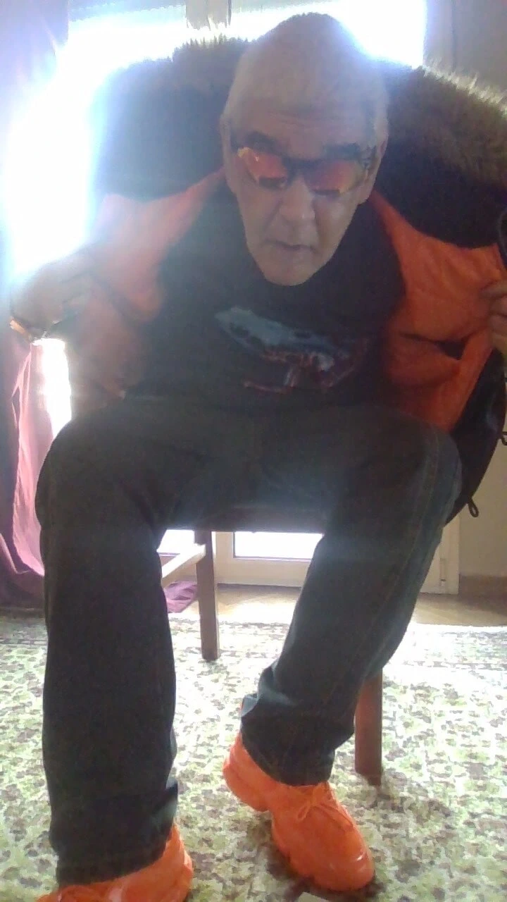 Fotoğraf çekimi kurbağa. Çıplak değil.