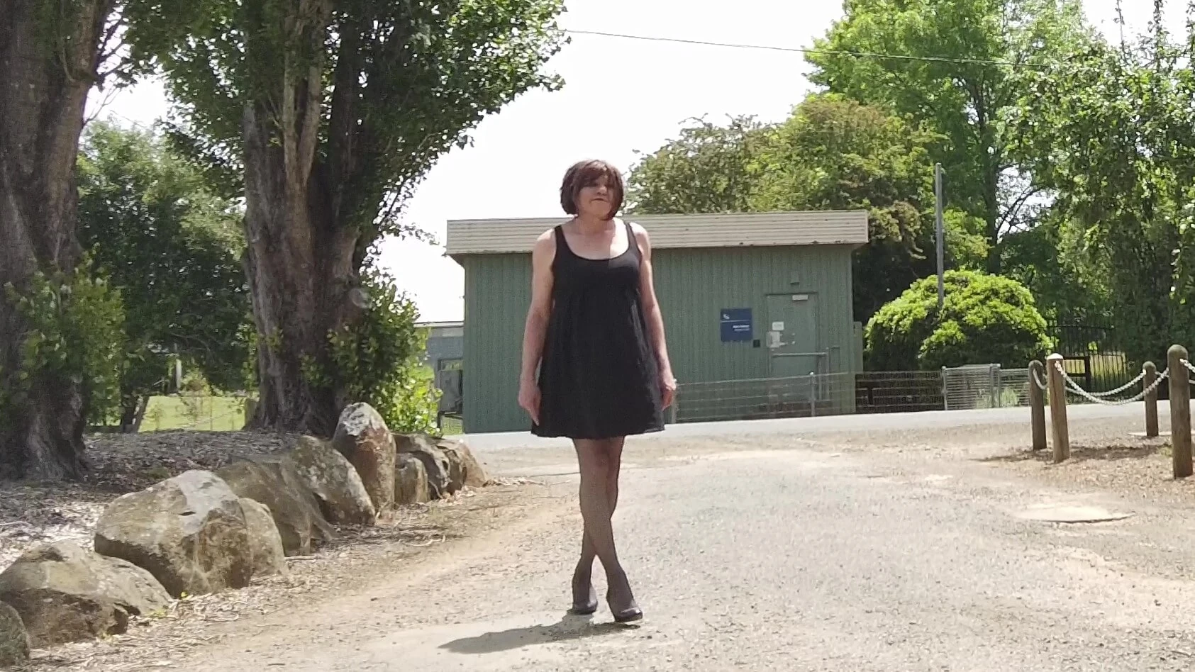 Crossdress roadtrip - yol kenarı molası