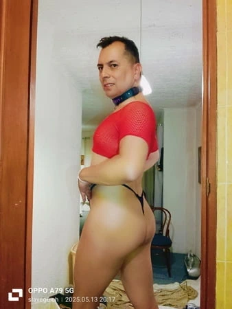 Diş ipi tangam beni daha sürtük gösteriyor 