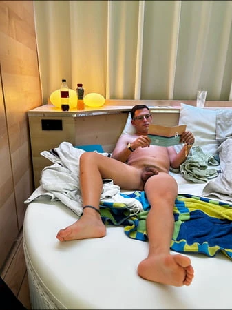 Alman sünnetsiz penis