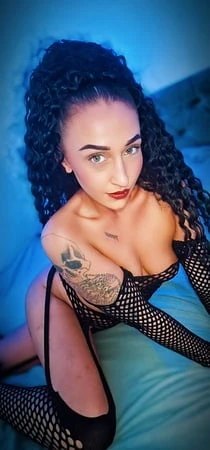 Çarpıcı Chenella Wella ile son sanal gerçeklik çekimim