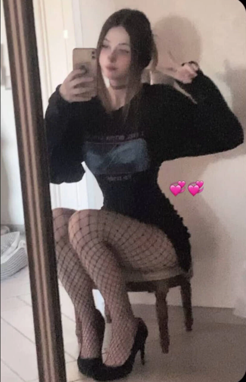 Free Lily Photos