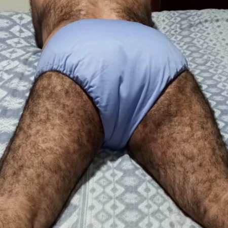Mavi bezi giyip rahatlıyorum...