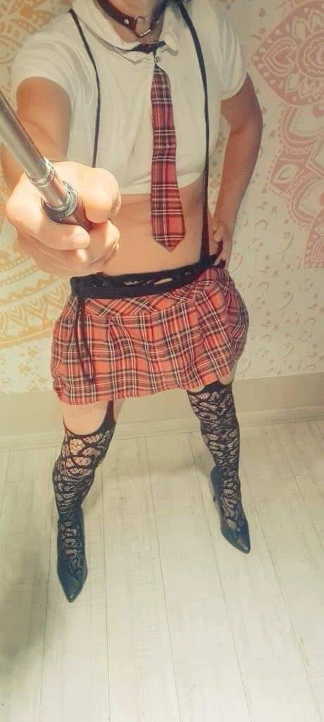 kadın kılıklı kadın