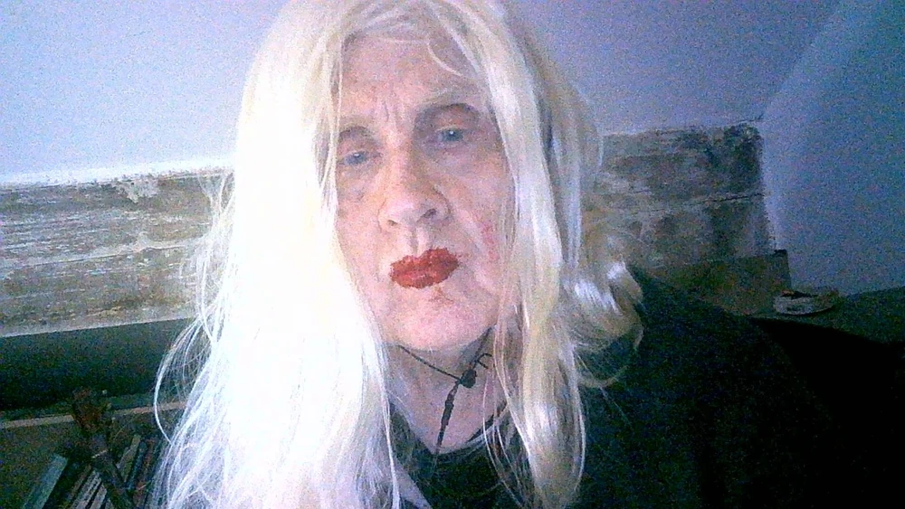 Fuckpig fag Sarah''s exposed humiliation