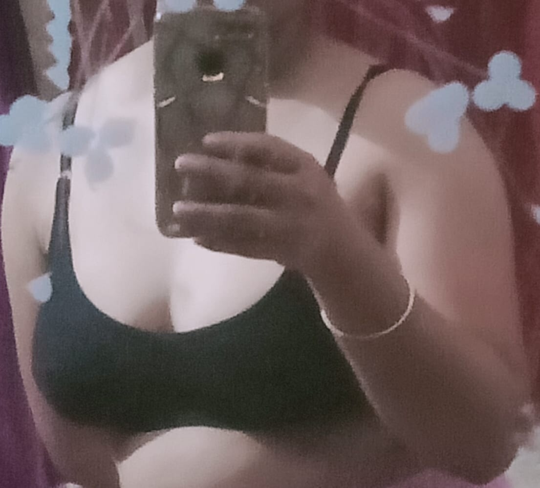 Seksi kız kardeş