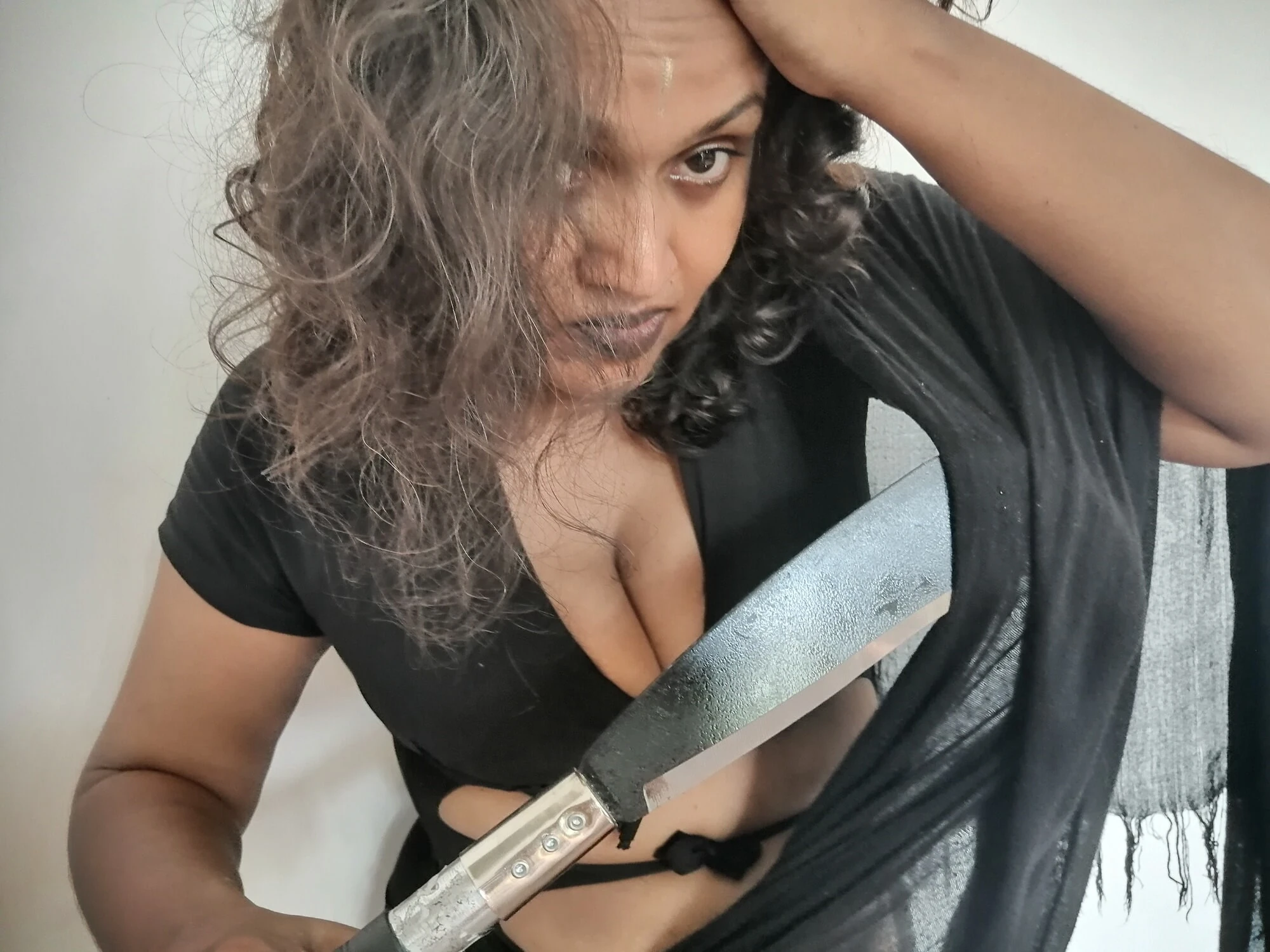 Desi Chudalle ka Pyasa - Horny Indian Witch #4