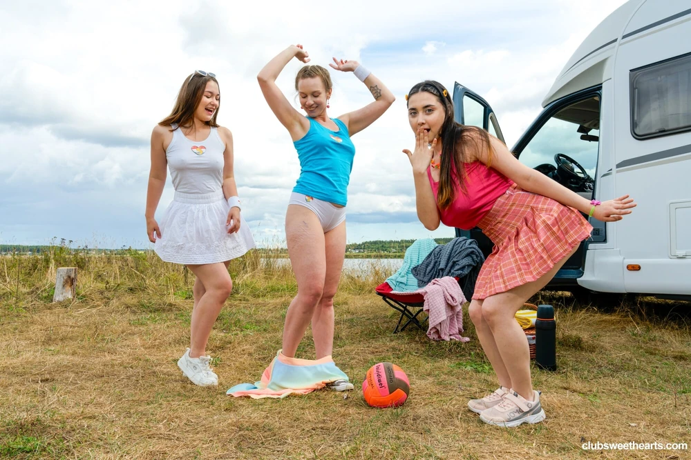 End of Summer Threesome part 3 by ClubSweethearts  #3